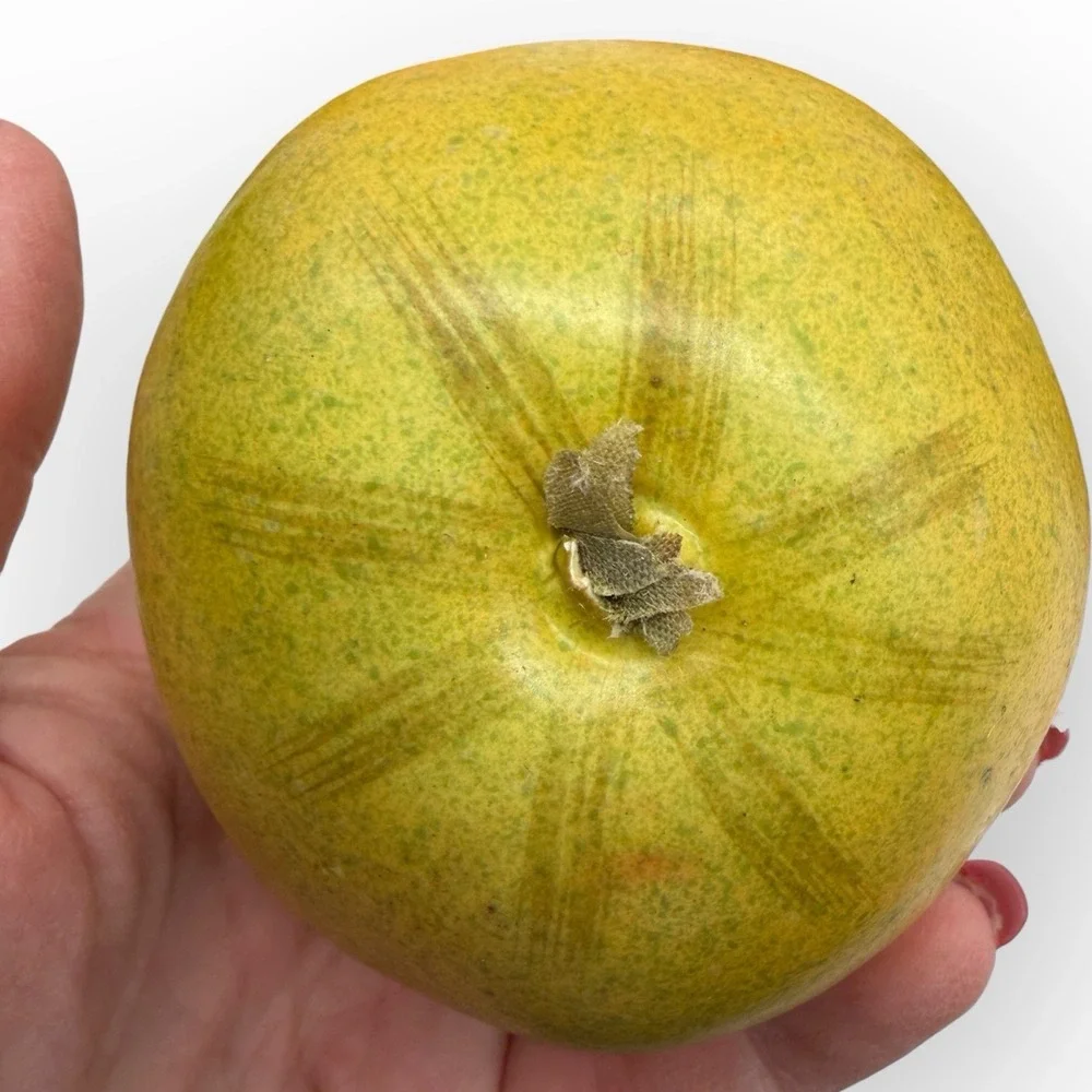 Wooden Green Red Apples Pears Realistic Hand Painted Folk Art‎
